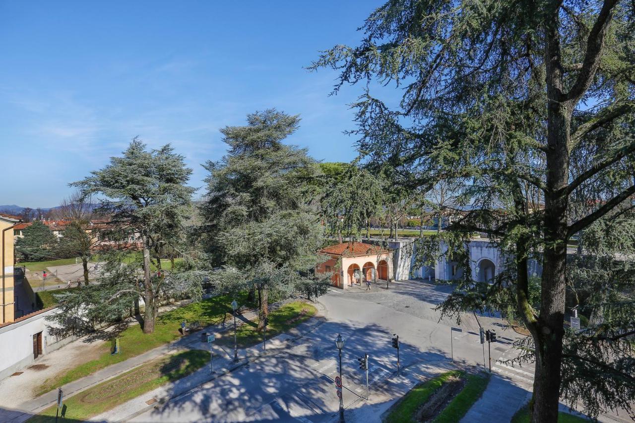 Palazzo Froussard B&B And Living Lucca Exteriör bild
