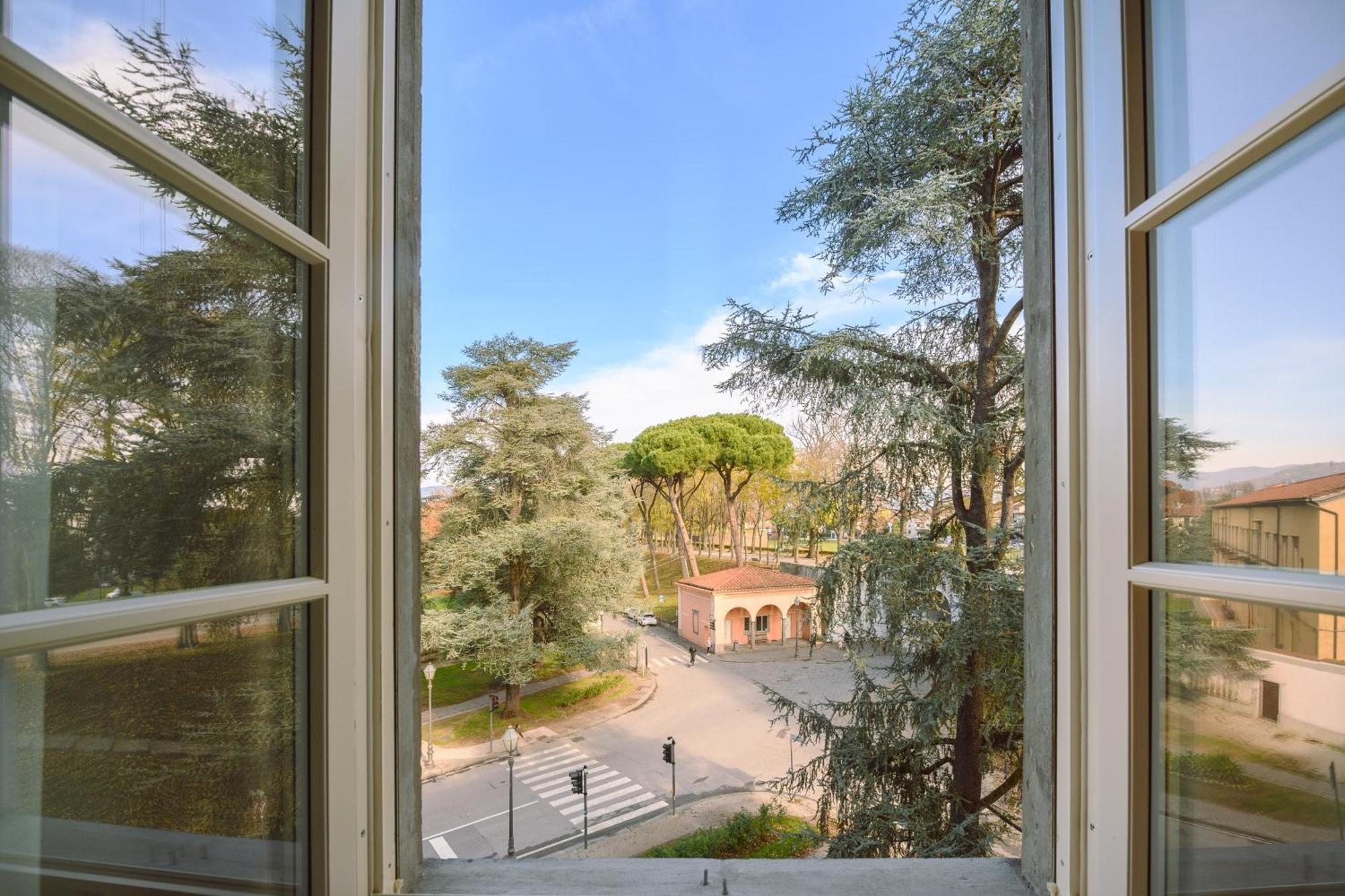 Palazzo Froussard B&B And Living Lucca Exteriör bild